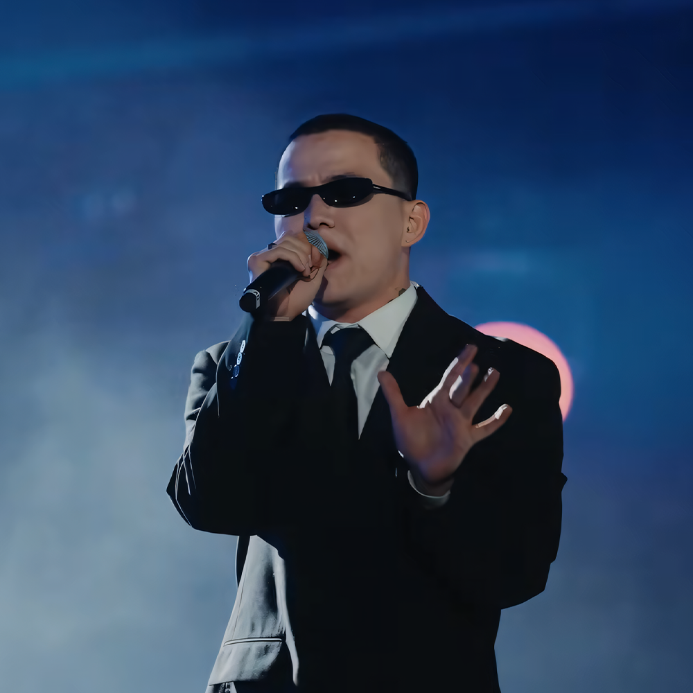 Әнші 2